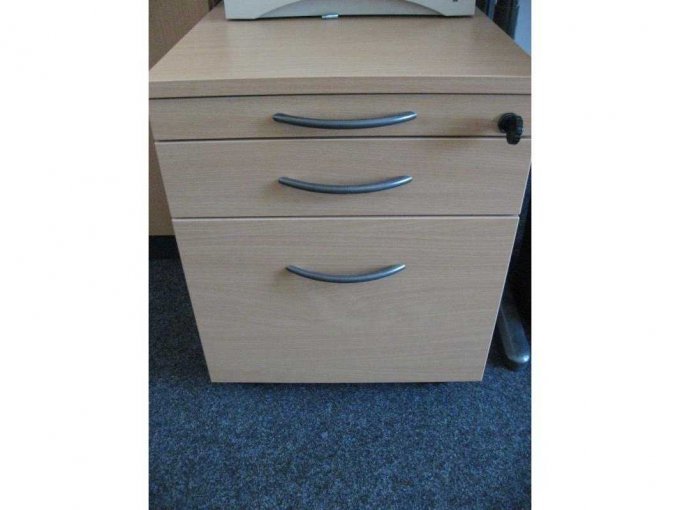 Rollcontainer vorne Rollcontainer vorne