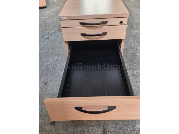 Frontansicht mit geöffnetem Schubfach