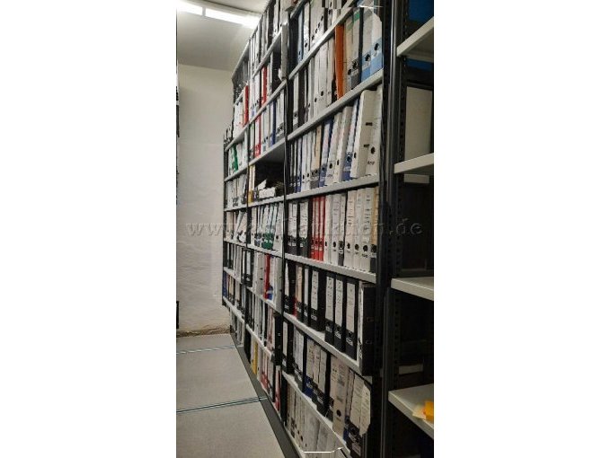 Vorderansicht_Regalanlage3_Abschlussregal, Pos. 3.03