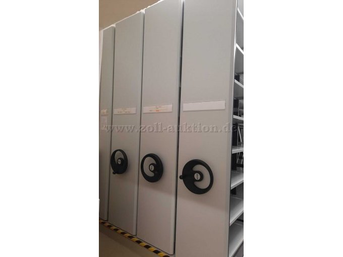 Seitenansicht_Gleitregale_geschlossen2