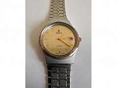 Ruhla Quarzuhr - Made in GDR - Detailansicht Gehäuse