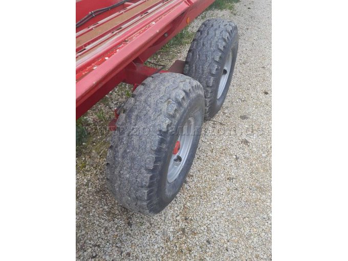 1 verzamelwagen voor ronde balen, merk Bala Industri RV 68D – foto 4 – kavel bij Zoll-Auktion, Kaisheim