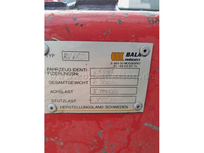 1 verzamelwagen voor ronde balen, merk Bala Industri RV 68D – foto 6 – kavel bij Zoll-Auktion, Kaisheim