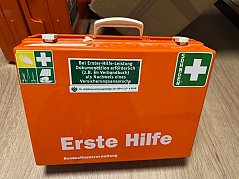 Erste - Hilfe - Koffer