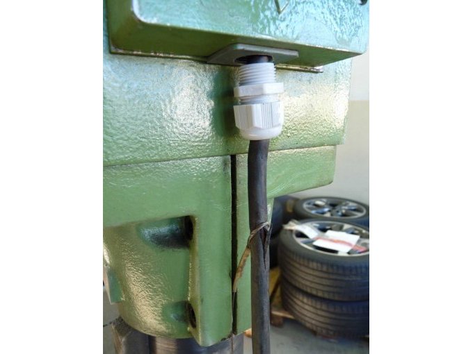 Ansicht Stromverteilung/Kabel