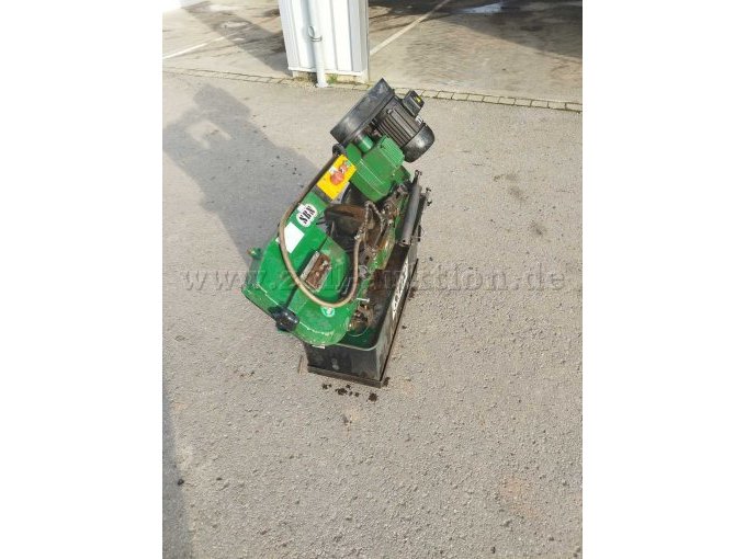 Seitenansicht rechts 1