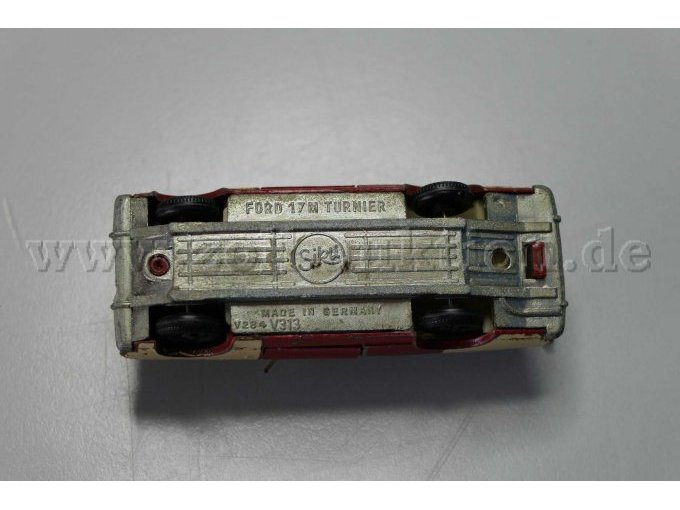 SIKU Modellauto V284 V313 Ford 17 M Turnier, 1:60 Ansicht von unten