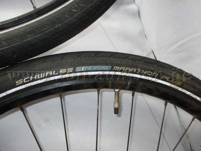 Ansicht Fahrradreifen mit Bezeichnung