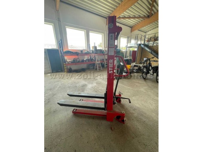 Seitenansicht eines Staplers