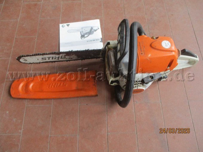 Stihl MS 251 C- Q
linke Seite
