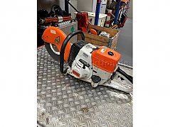 Trennschleifer seitlich