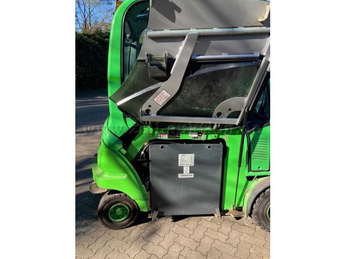 offenes Batteriefach