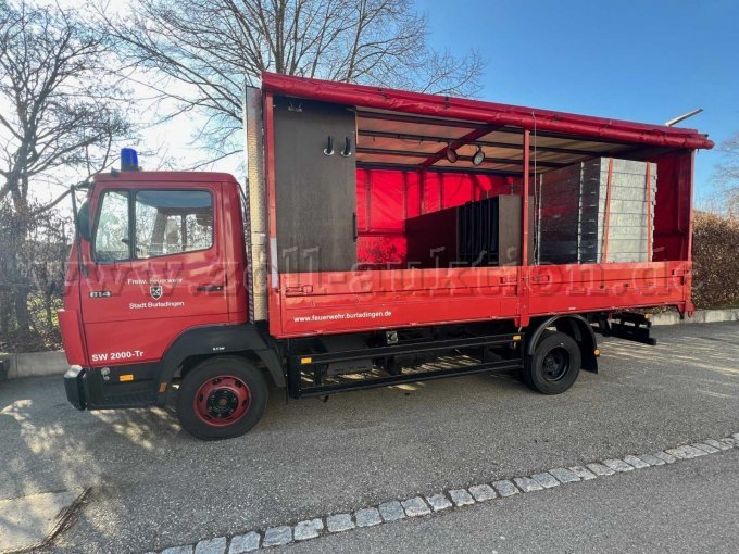 Fahrzeugseite links, Plane offen