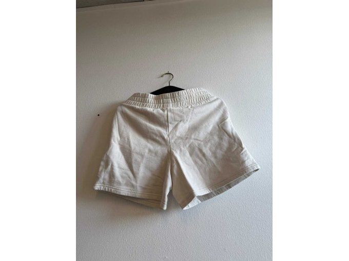 Shorts eggshell von vorne