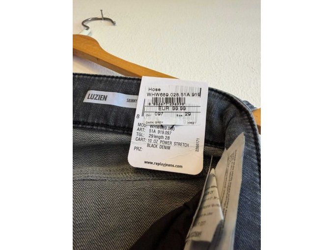 1 SaPo org. Replay-jeans, donkergrijs, 29W/28L en middenblauw 29W/30L, nieuw, 2-delig – foto 5 – kavel bij Zoll-Auktion, Mainz