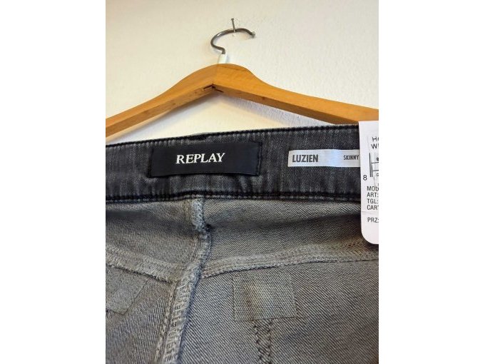 1 SaPo org. Replay-jeans, donkergrijs, 29W/28L en middenblauw 29W/30L, nieuw, 2-delig – foto 6 – kavel bij Zoll-Auktion, Mainz