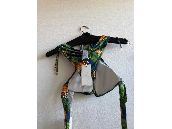 Bikiniset von hinten