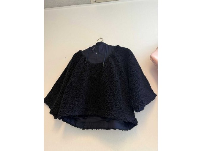 Blauer Teddy Pulli von vorne