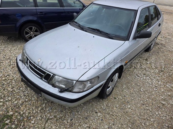 02. Frontansicht (Fahrer)