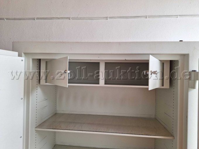 geöffnete Fächer