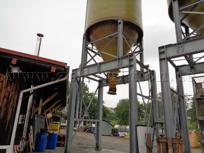 Detailansicht (linkes Silo wird veräußert)