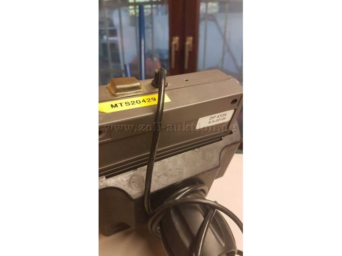 Steuerpult mit kompletter Verkabelung