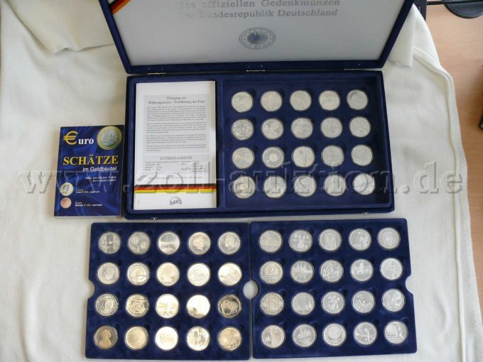 Münzbox - geöffnet - komplette Ware