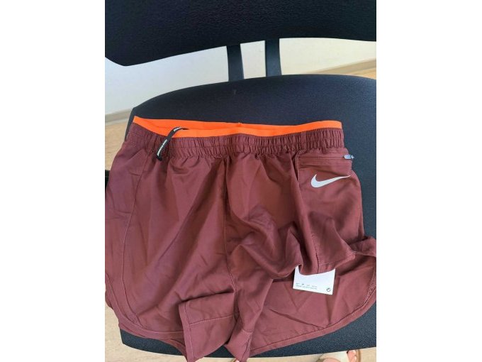 Shorts Braun Nike vorne