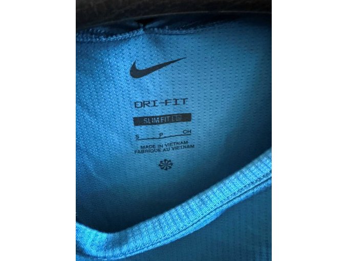 Details T-Shirt