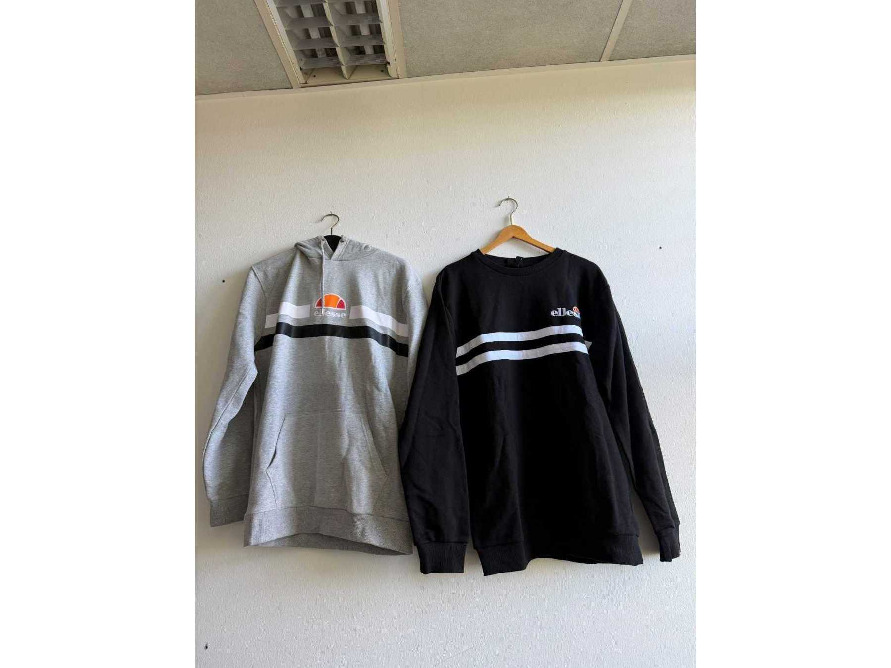 Gesamtansicht Pullover Ellesse