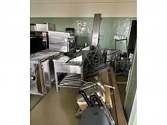 Waschbecken, Backofen, Ablagefläche, Spüle, Regal