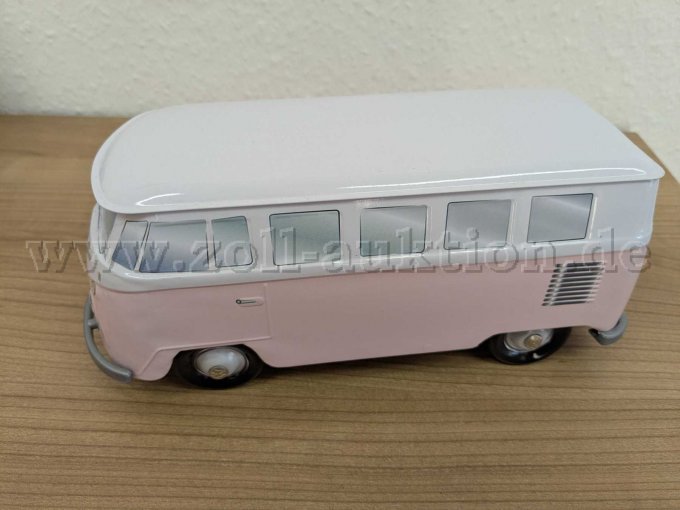VW Bus rosa