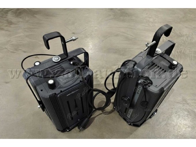 2x Ultralite Stufenlinsenscheinwerfer 2x Ultralite Stufenlinsenscheinwerfer