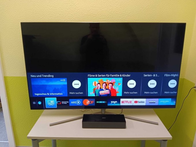 Samsung TV + Box