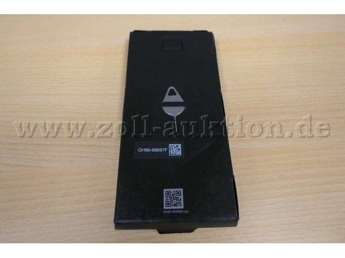 Detailaufnahme zusätzliche Verpackung mit Steckplatzwerkzeug