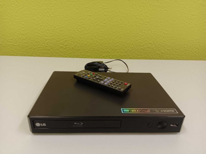 LG Blue-Ray Player