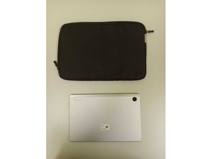 Samsung Galaxy Tab A8 mit Tasche