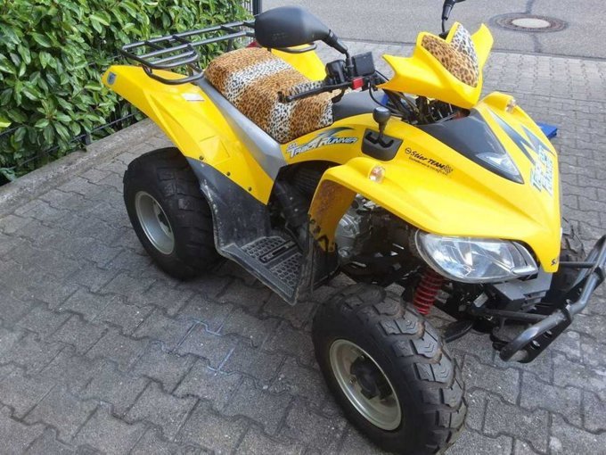 1 San Yang Quad, model UA18A – foto 2 – kavel bij Zoll-Auktion, Eschelbronn