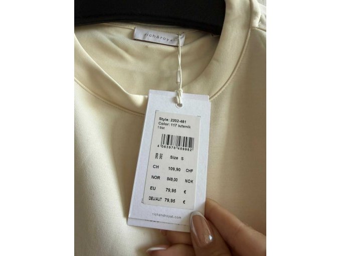 Details zum 1. T-shirt