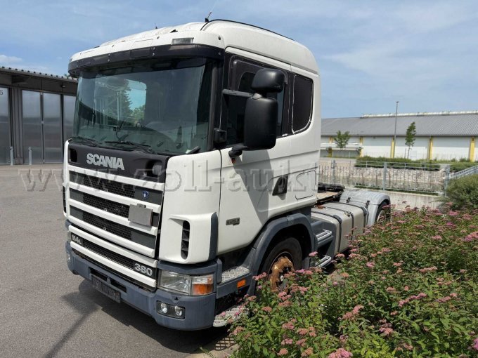 SCANIA_SZM_vorne_links