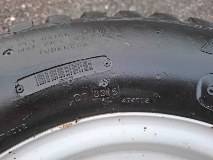 Reifen alter Hinterreifen