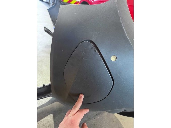 Ansicht Ladeöffnung von Außen