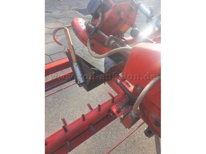 Auffangkasten für Schleifstaub Verbeult, Rostig Lackschaden