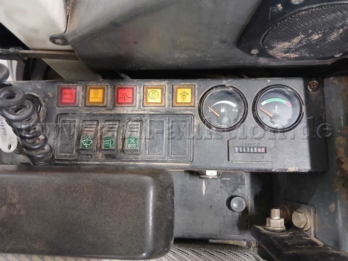 Schaeff HR 12 Bedienfeld