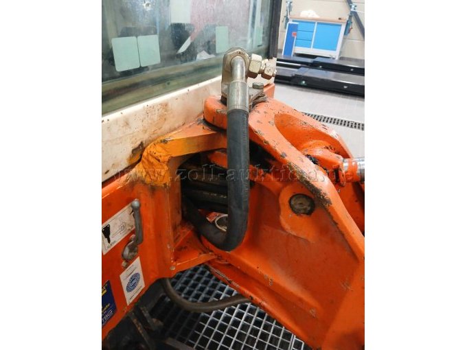 Schaeff HR 12 Anschlüsse Kabine