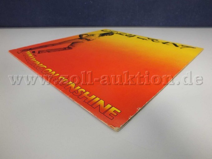 Seitliche Ansicht der LP liegend von rechts, mit Beschädigungen