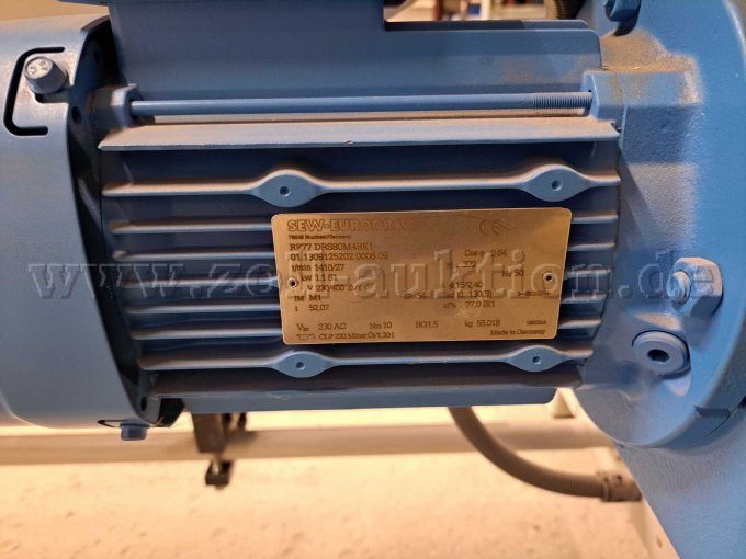 Motor mit Typschild II