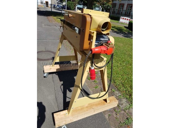 Scheppach Bandschleifmaschine bsm2010 Seitenansicht mit Stromanschloss