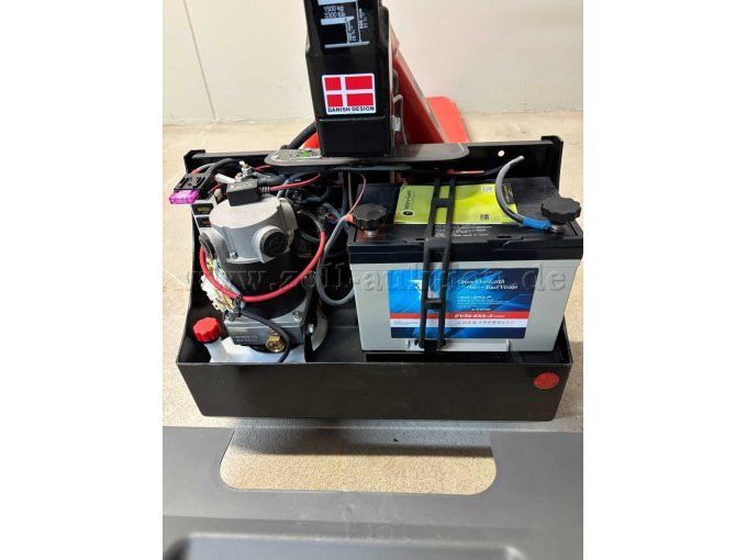 Batteriefach geöffnet