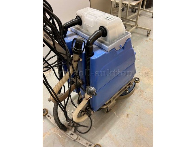 Scheuersaugmaschine Gesamtansicht